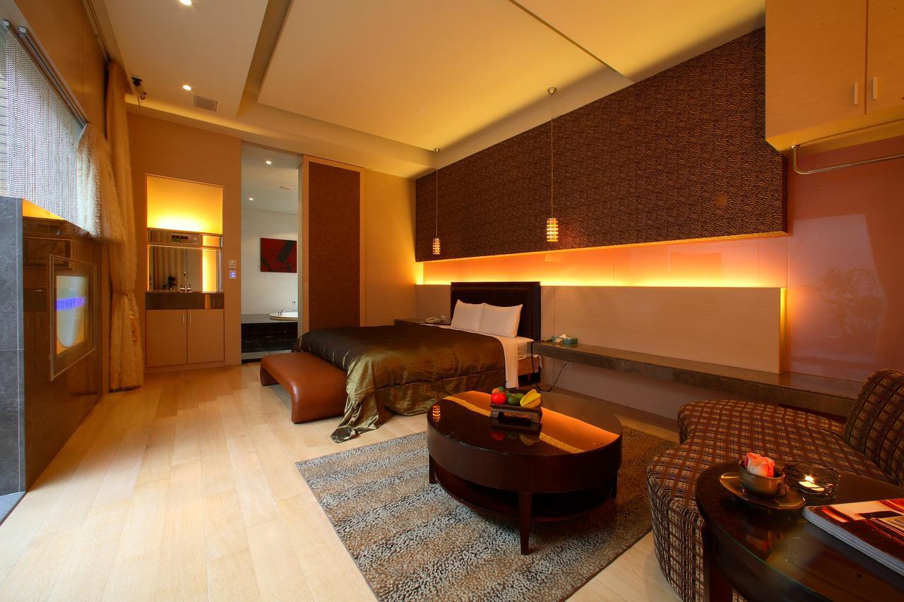 Spring Spa Motel Dali Bagian luar foto