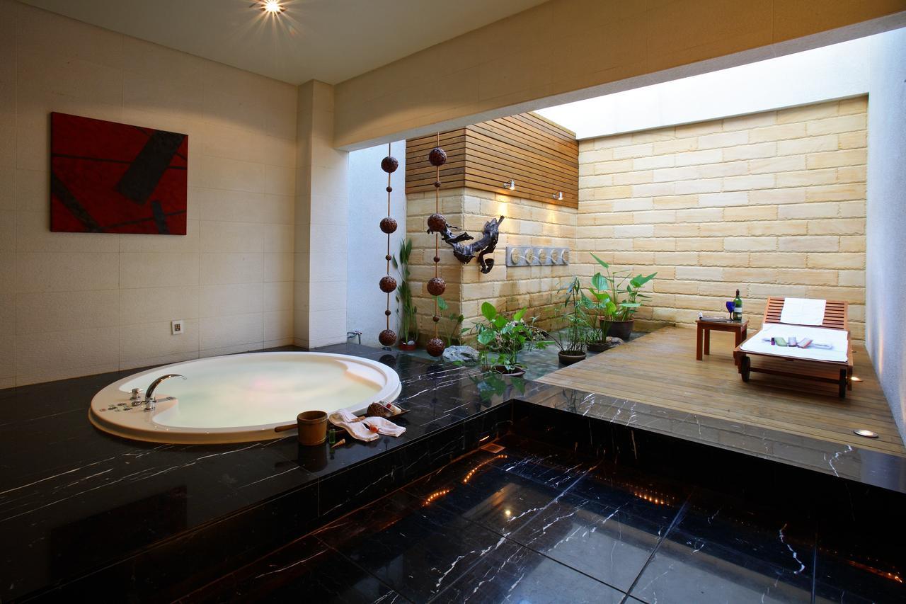 Spring Spa Motel Dali Bagian luar foto